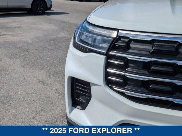 new 2025 Ford Explorer car, priced at $40,645