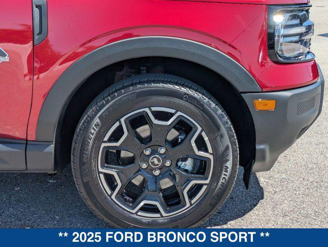 new 2025 Ford Bronco Sport car, priced at $33,070