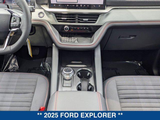 new 2025 Ford Explorer car, priced at $48,604
