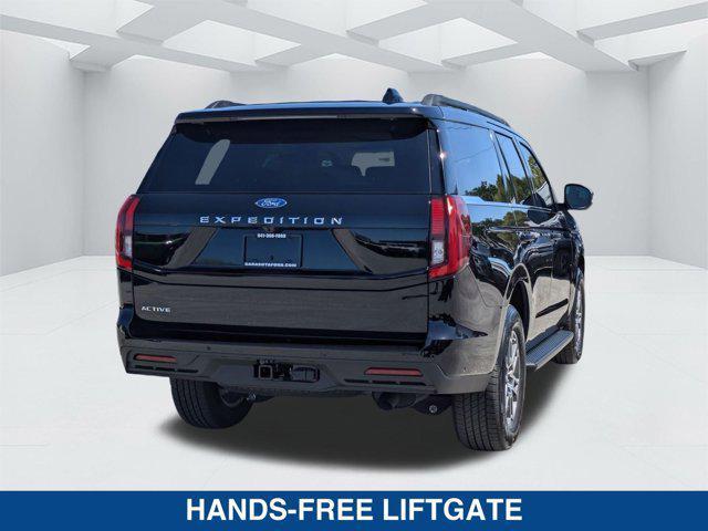 new 2025 Ford Expedition car, priced at $67,370