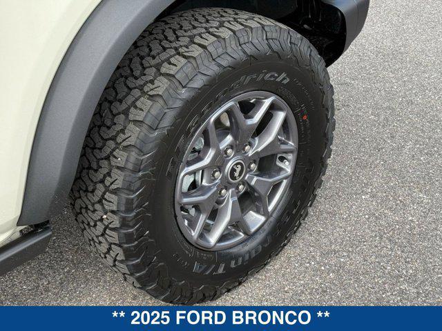 new 2025 Ford Bronco car, priced at $55,590
