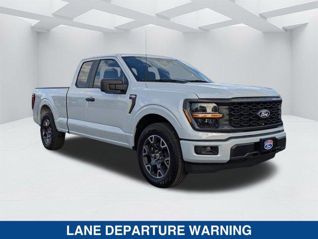 new 2025 Ford F-150 car, priced at $43,510