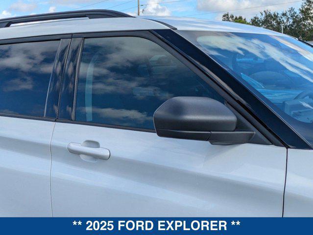 new 2025 Ford Explorer car, priced at $40,745