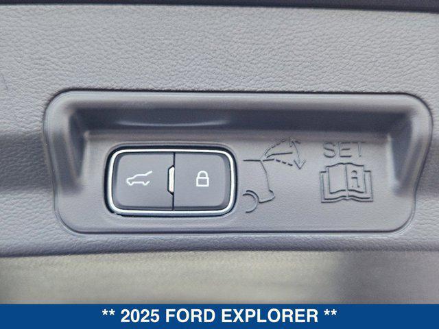 new 2025 Ford Explorer car, priced at $59,395