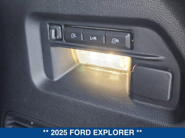 new 2025 Ford Explorer car, priced at $59,395