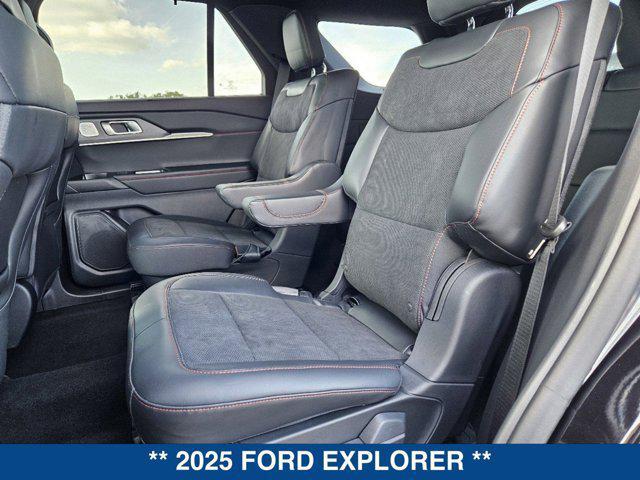 new 2025 Ford Explorer car, priced at $59,395