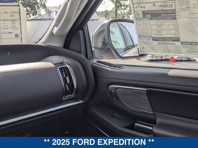 new 2025 Ford Expedition car, priced at $89,990