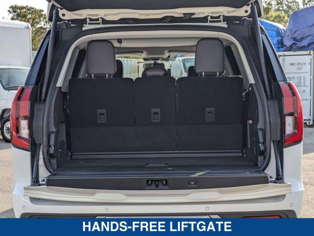 new 2025 Ford Expedition car, priced at $89,990