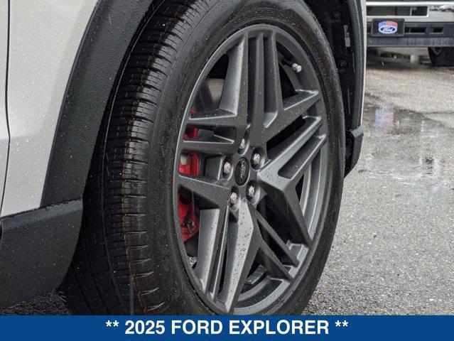new 2025 Ford Explorer car, priced at $63,520