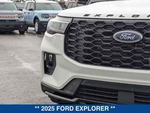 new 2025 Ford Explorer car, priced at $63,520