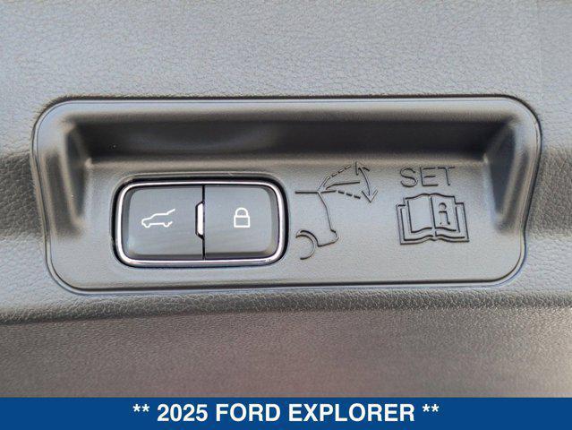 new 2025 Ford Explorer car, priced at $59,790