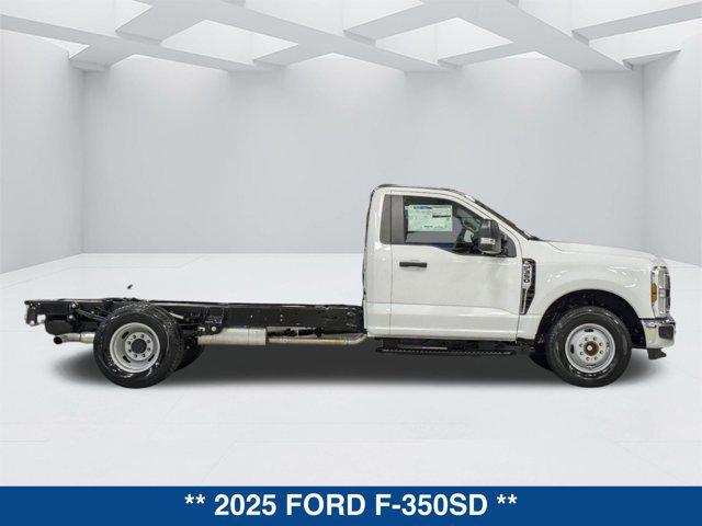 new 2025 Ford F-350 car, priced at $54,185