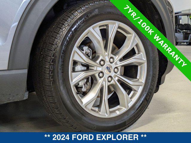 used 2024 Ford Explorer car, priced at $35,997