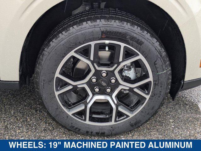 new 2025 Ford Maverick car, priced at $35,485