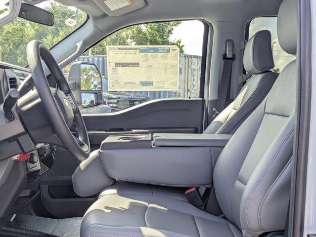 new 2025 Ford F-450 car, priced at $84,924