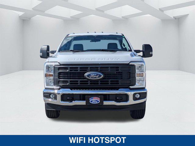 new 2025 Ford F-250 car, priced at $48,645