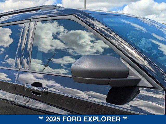 new 2025 Ford Explorer car, priced at $39,850