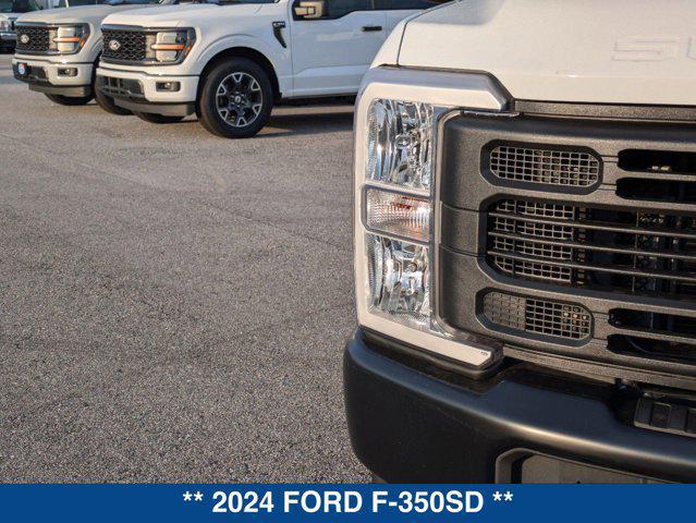 new 2024 Ford F-350 car, priced at $54,890