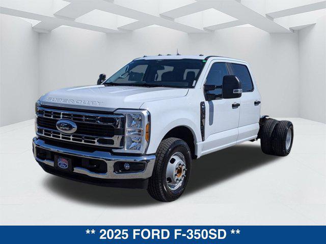 new 2025 Ford F-350 car, priced at $57,125