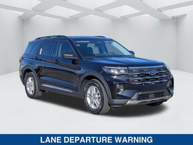 new 2025 Ford Explorer car, priced at $43,425