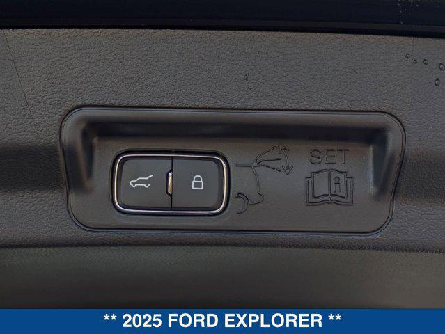 new 2025 Ford Explorer car, priced at $43,425