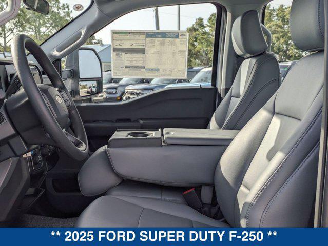 new 2025 Ford F-250 car, priced at $48,600