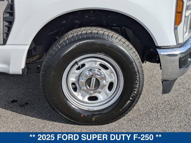 new 2025 Ford F-250 car, priced at $48,600