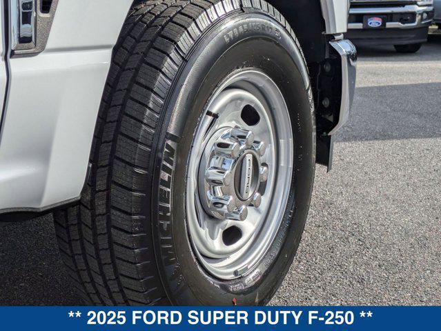 new 2025 Ford F-250 car, priced at $48,600