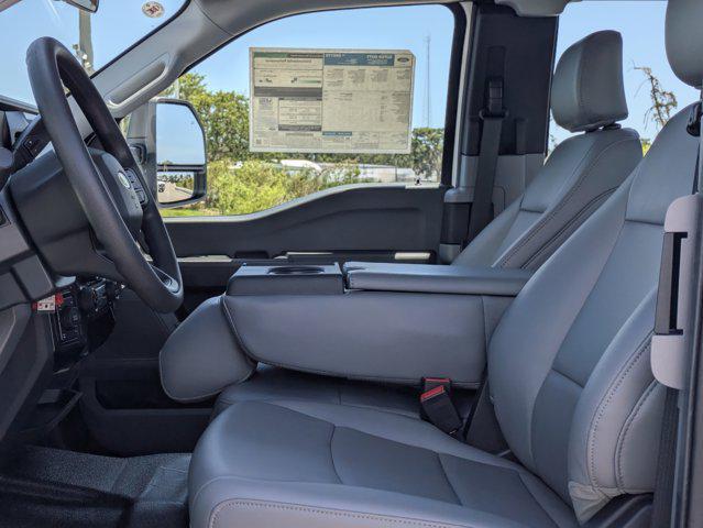 new 2025 Ford F-250 car, priced at $51,751