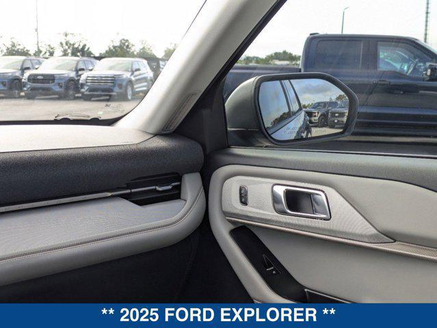 new 2025 Ford Explorer car, priced at $44,005