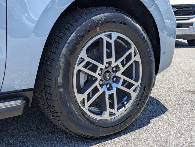 new 2025 Ford Expedition car, priced at $68,365