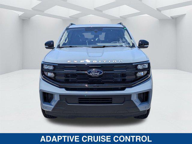 new 2025 Ford Expedition car, priced at $68,365
