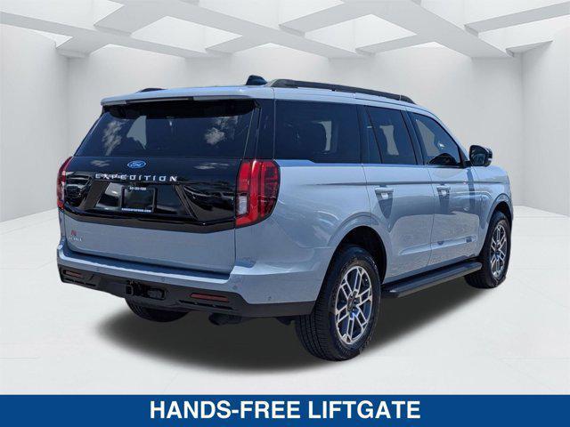 new 2025 Ford Expedition car, priced at $68,365