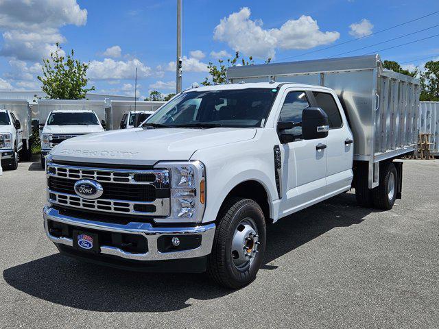 new 2025 Ford F-350 car, priced at $65,125