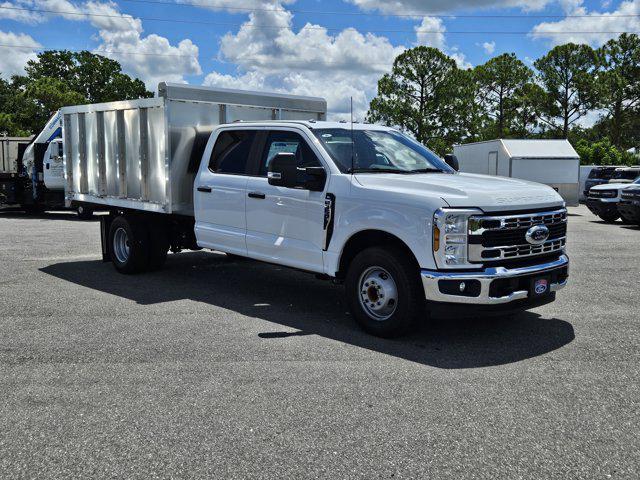 new 2025 Ford F-350 car, priced at $65,125
