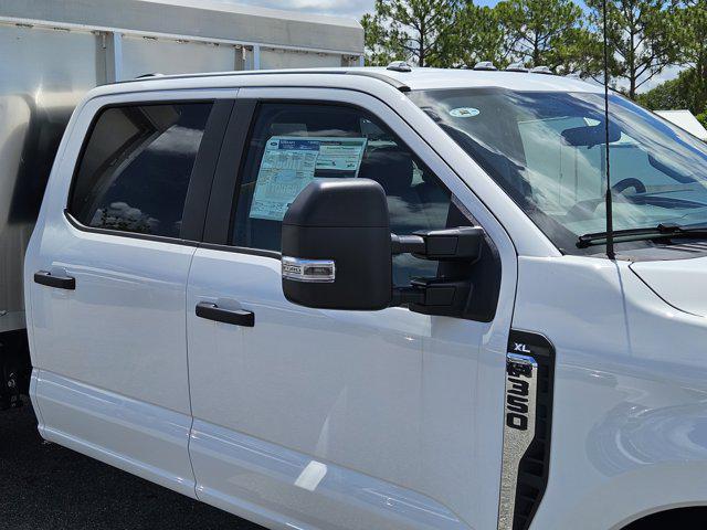new 2025 Ford F-350 car, priced at $65,125
