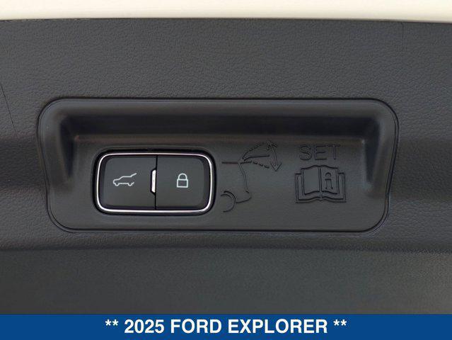 new 2025 Ford Explorer car, priced at $44,220