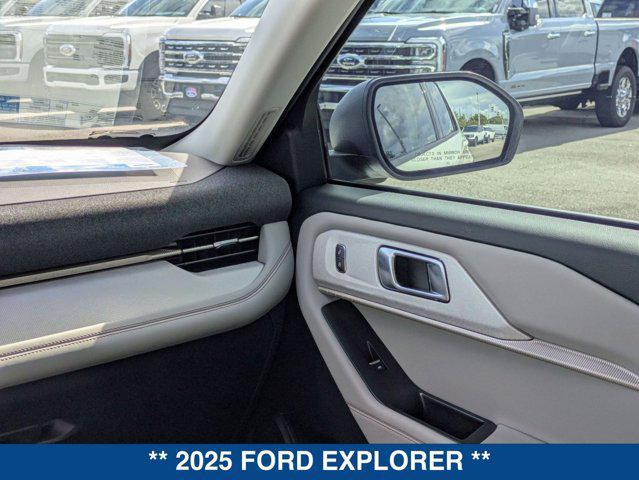 new 2025 Ford Explorer car, priced at $44,220