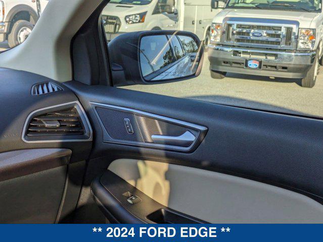 new 2024 Ford Edge car, priced at $32,060