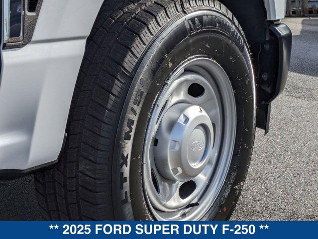 new 2025 Ford F-250 car, priced at $48,428