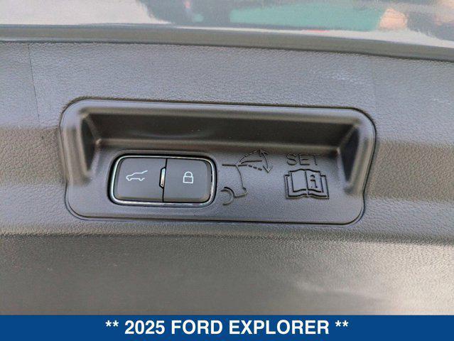 new 2025 Ford Explorer car, priced at $42,205