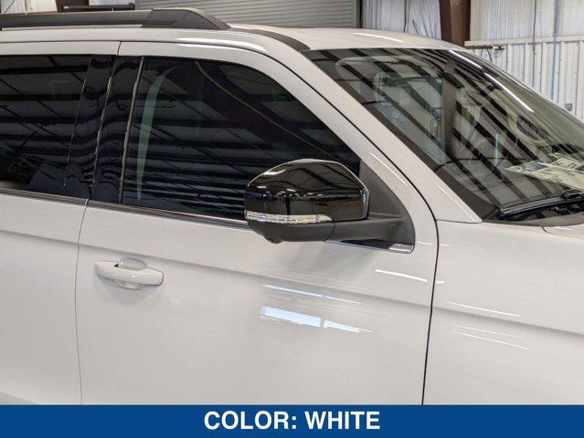 new 2025 Ford Expedition Max car, priced at $70,370