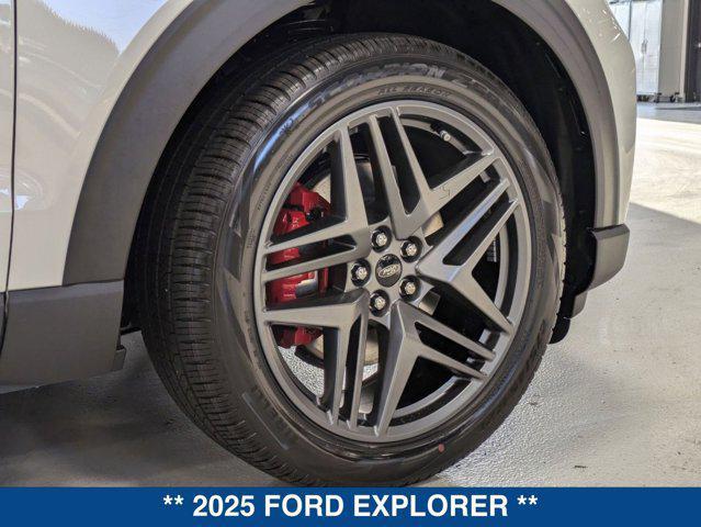 new 2025 Ford Explorer car, priced at $57,058