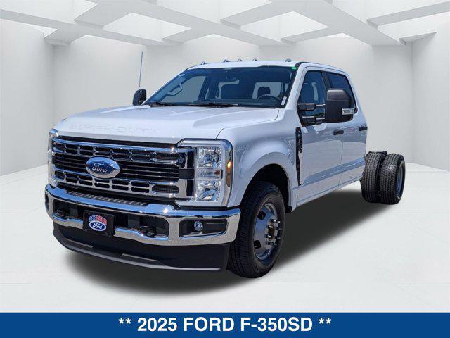 new 2025 Ford F-350 car, priced at $57,125