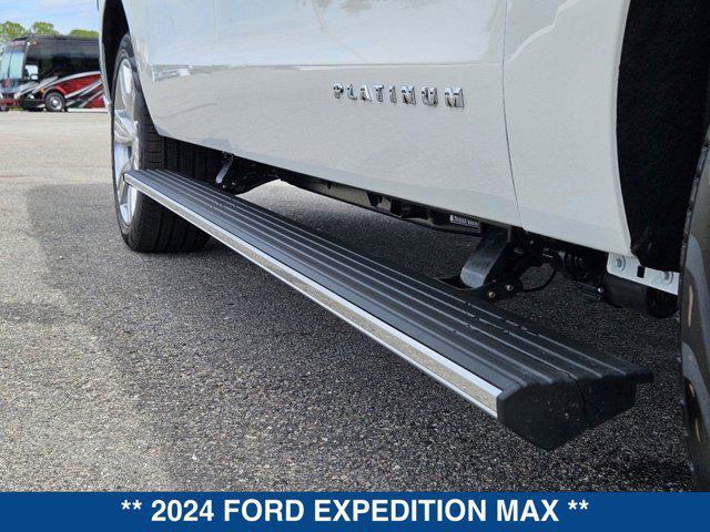 new 2024 Ford Expedition car, priced at $80,035