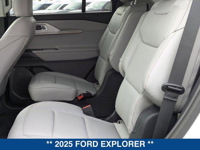 new 2025 Ford Explorer car, priced at $44,305