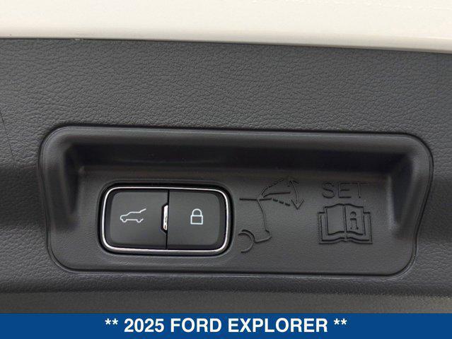 new 2025 Ford Explorer car, priced at $44,305