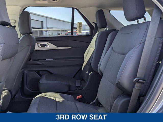 new 2025 Ford Explorer car, priced at $39,905
