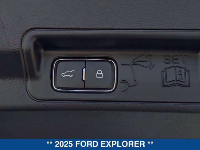 new 2025 Ford Explorer car, priced at $39,905