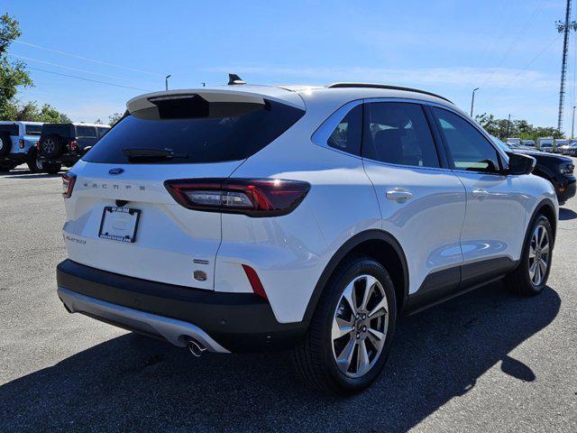 new 2025 Ford Escape car, priced at $39,015